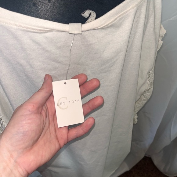 C Est.1946 Chic White Lace Long Sleeve With Flutter Trim Women's Blouse - Picture 5 of 12